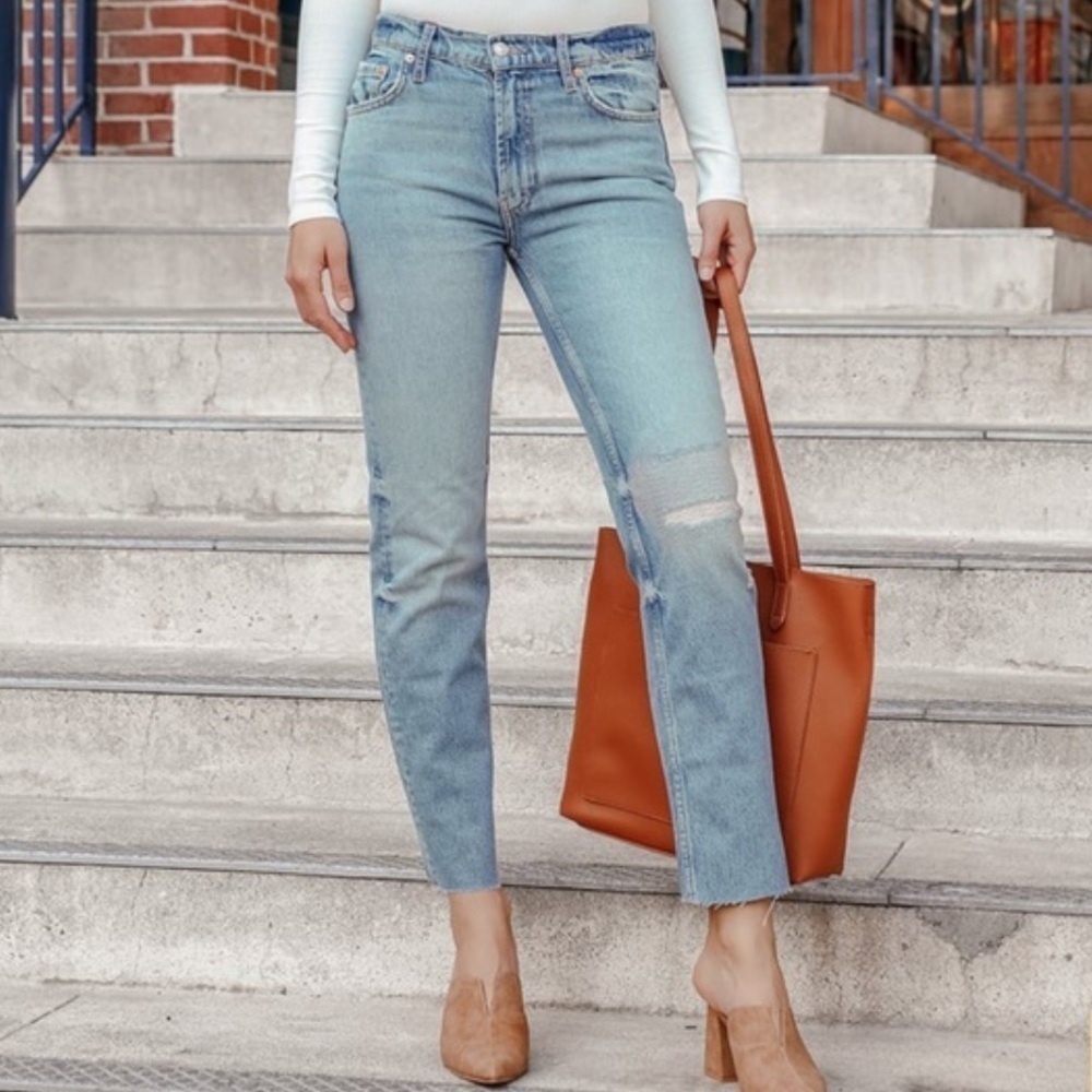 Free People Vixen Light Wash Distressed High Rise Straight Leg Jeans 25